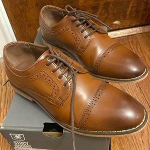 Only worn 2x Cognac dress shoes for little boys. Size 1M